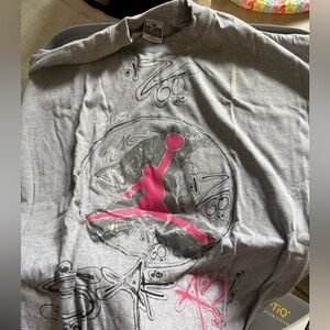 Safari Jordan T-Shirt.